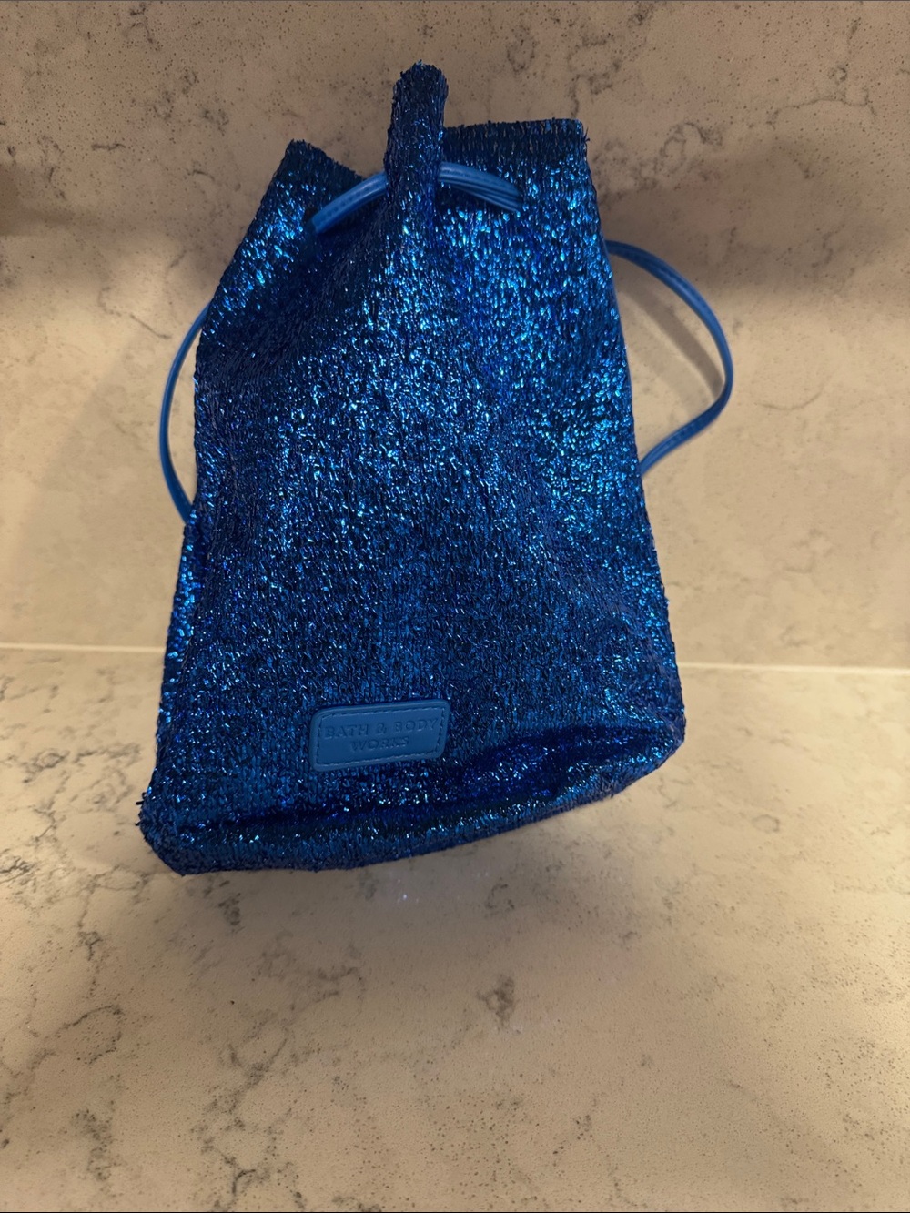 💫 *free w/ purchase* B&BW glittery blue drawstring bag